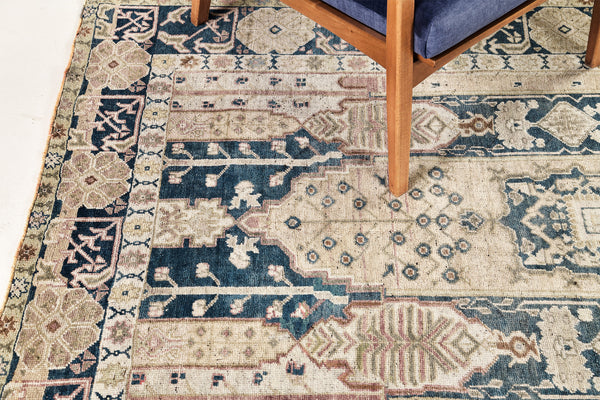 Vintage Turkish Anatolian - hand-knotted in Turkey - close-up of weave texture and pile [#24]
