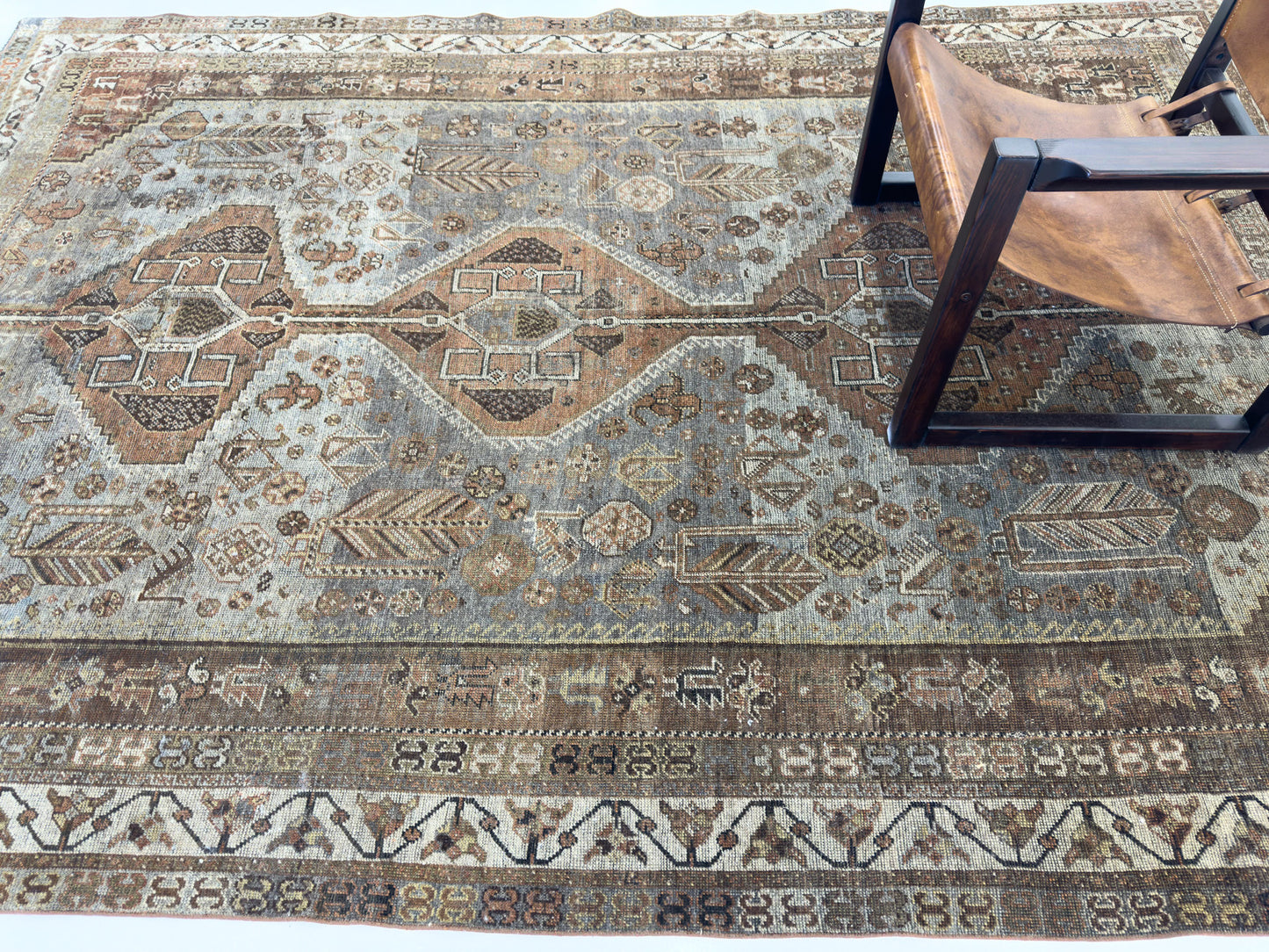 Persian Rug 523 Antique Persian Ghashgai