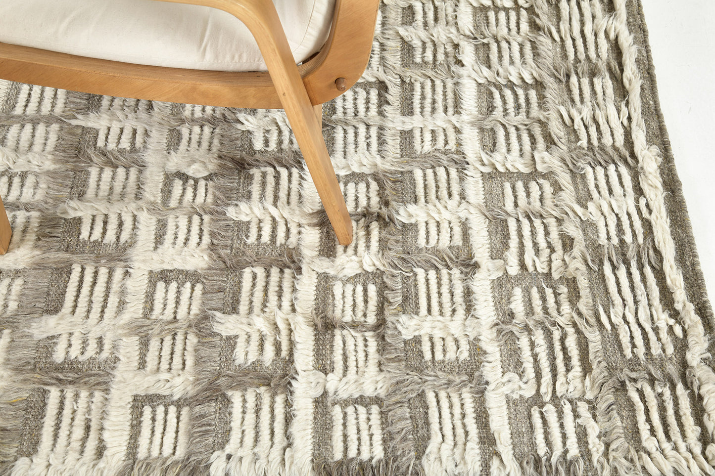 Modern Rug Image 5060 Hanin, Sahara Collection