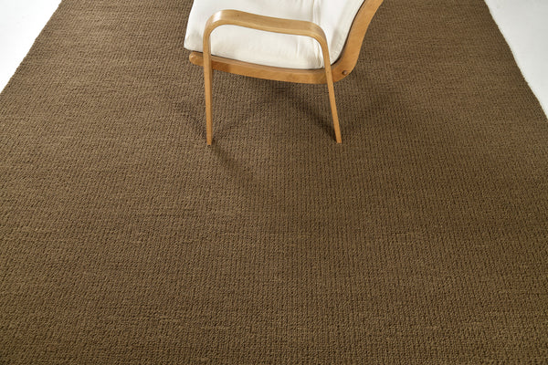 Sand Pebble Flatweave, Loam Collection, Chestnut - styled in room setting
