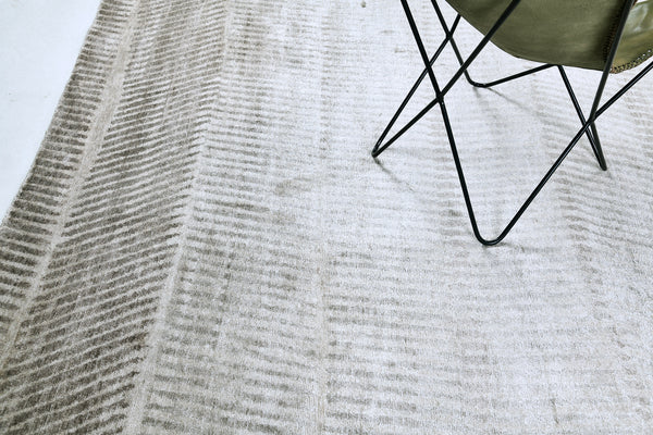 Fujin, Yokai Collection, Medium Taupe - detailed border and fringe