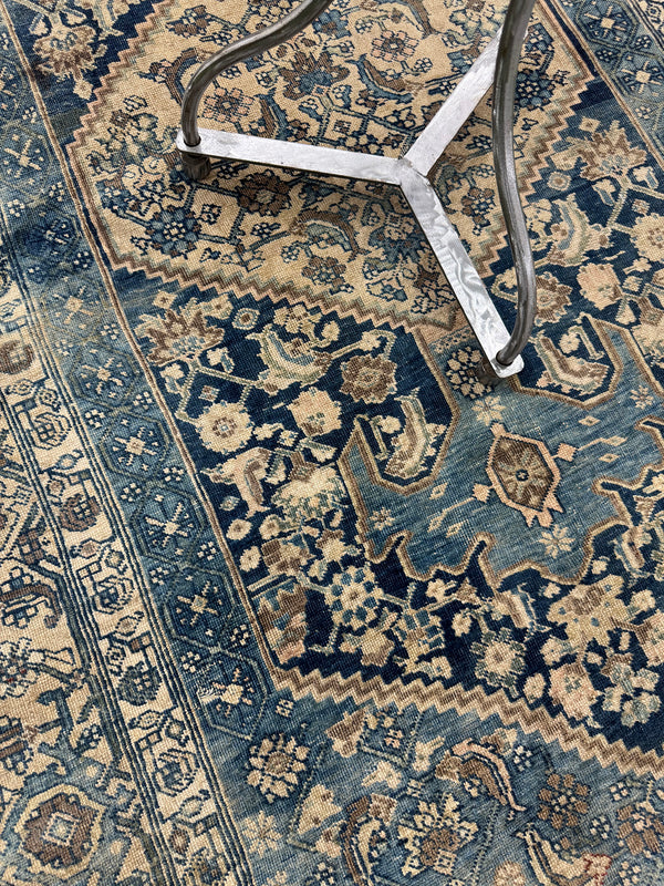 Antique Persian Bidjar - close-up of weave texture and pile [#1]