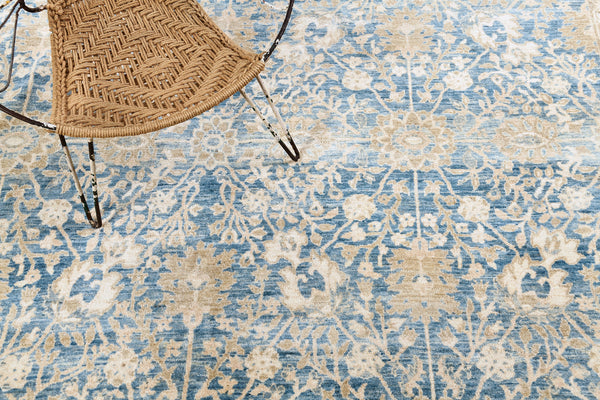 Tabriz Revival Rug - artisan revival weave - close-up of weave texture and pile