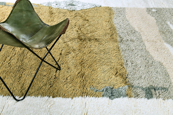 Jorja, Oasis Collection, Green Gold - close-up of weave texture and pile [#1]