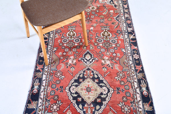 Vintage Persian Hamedan Runner - narrow runner - close-up of weave texture and pile