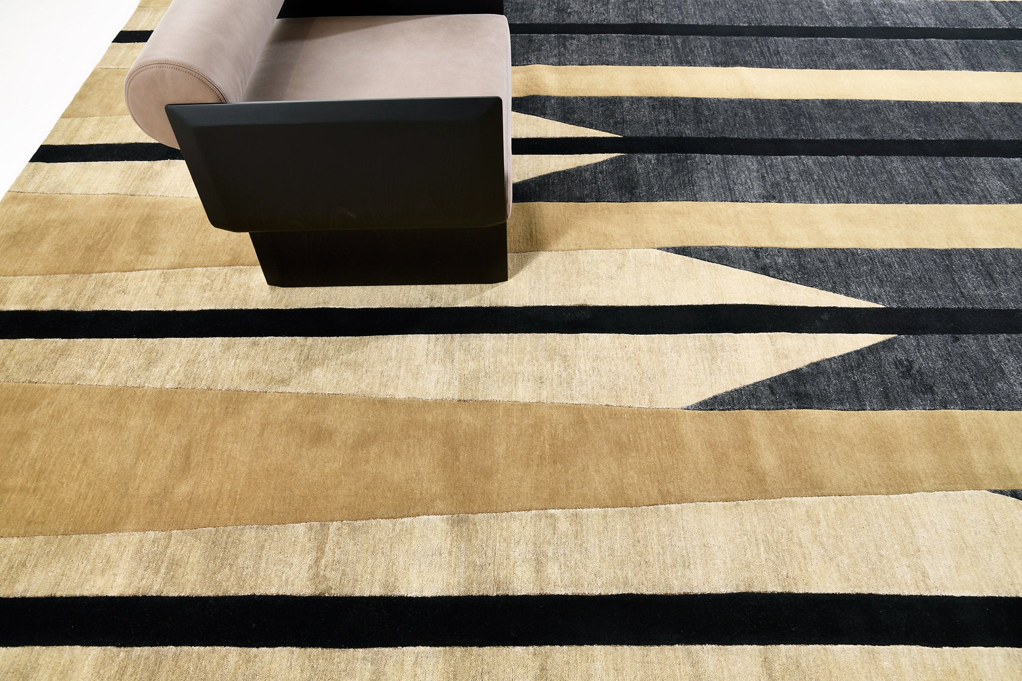 Medellin Rugs 31856 - 9' 4