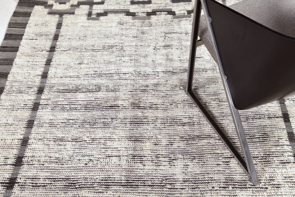 Yedder Gallery Size, Nomad Collection, Ivory Gray - oversized gallery size - full length showing color variation