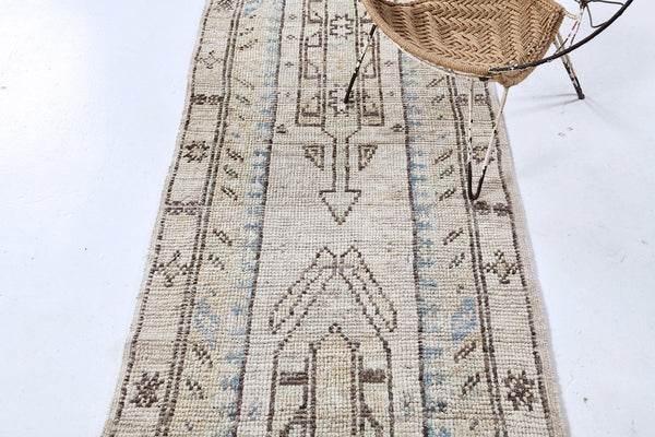 Sarandaze Runner, Domicile Collection - narrow runner - detailed border and fringe [#2]