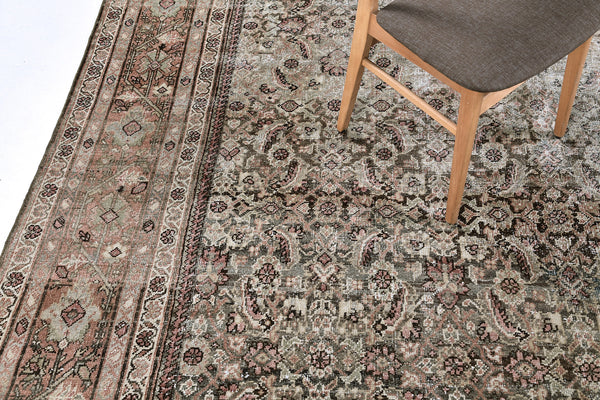 Antique Persian Mahal - detailed border and fringe [#3]