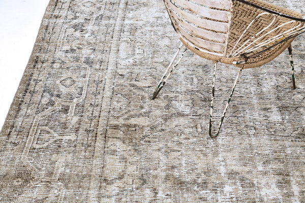 Antique Persian Mahal - close-up of weave texture and pile [#5]