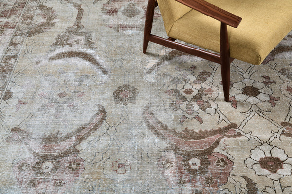 Antique Indo Agra - close-up of weave texture and pile [#2]