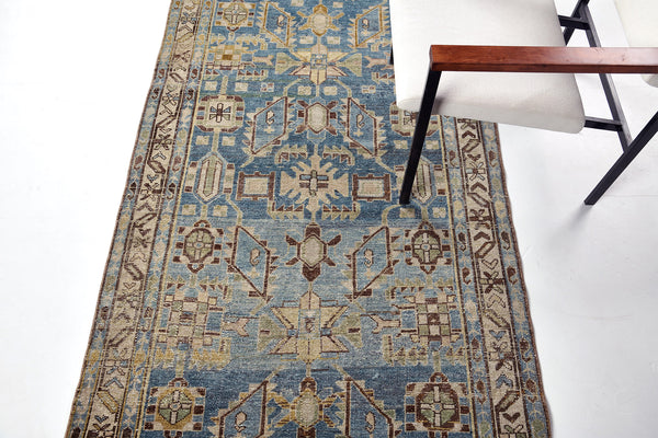 Antique Persian Malaye Runner - narrow runner - close-up of weave texture and pile