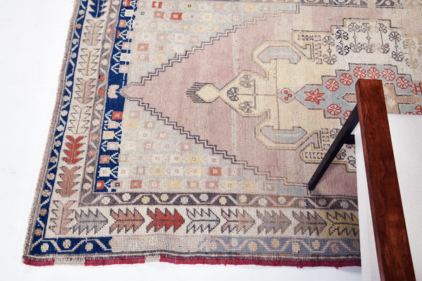 Vintage Turkish Anatolian Runner - hand-knotted in Turkey - close-up of weave texture and pile [#34]
