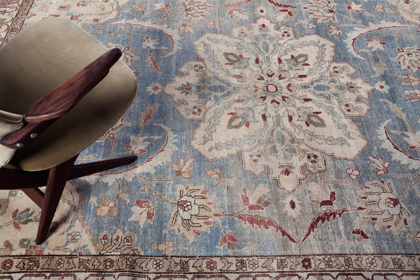 Antique Persian Tabriz - close-up of weave texture and pile [#4]