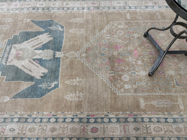 Antique Persian Bidjar Runner - narrow runner - close-up of weave texture and pile [#2]