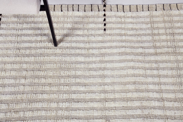 Fohn Runner, Haute Bohemian, Ivory - narrow runner - close-up of weave texture and pile [#1]