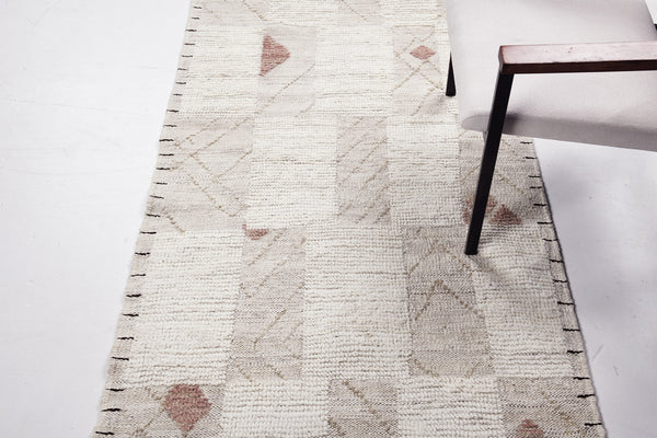 Tavret Runner, Nomad Collection, Ivory Spice - narrow runner - close-up of weave texture and pile [#3]