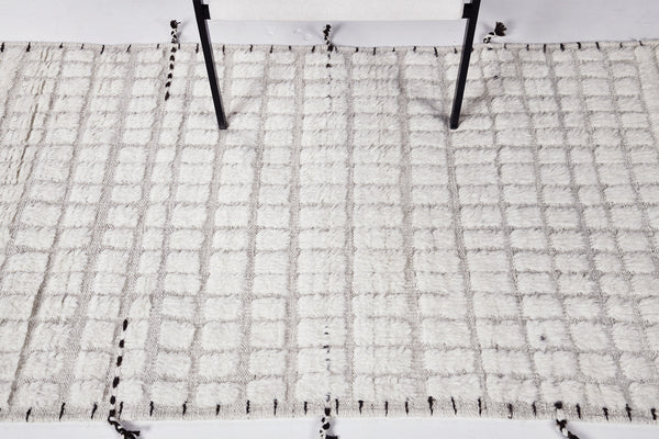 Hoeshk Runner, Haute Bohemian, Ivory - narrow runner - detailed border and fringe [#3]
