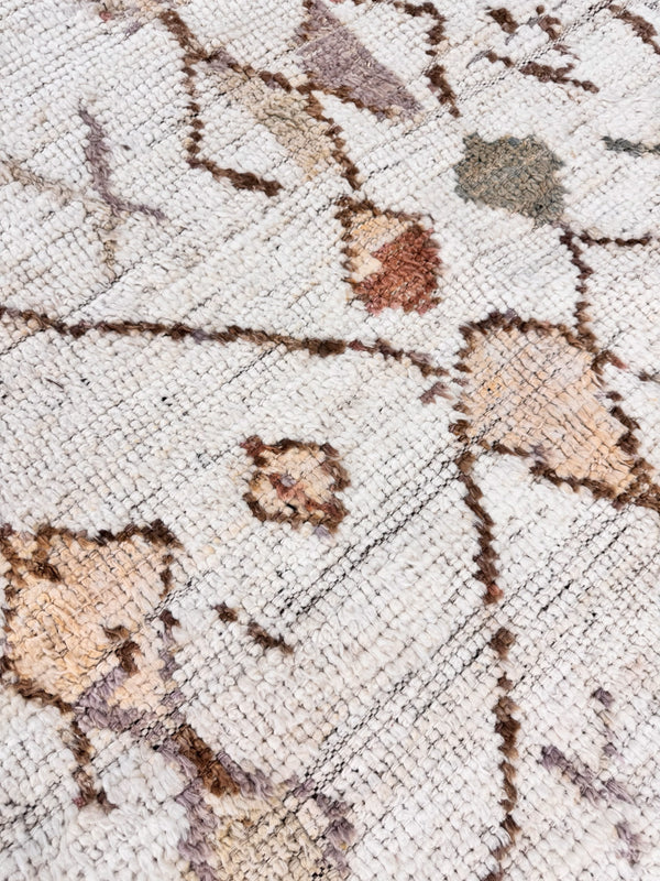 Azi, Atlas Collection, Warm Multi - styled in room setting