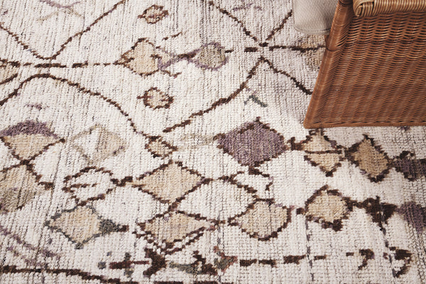 Azi, Atlas Collection, Warm Multi - close-up of weave texture and pile