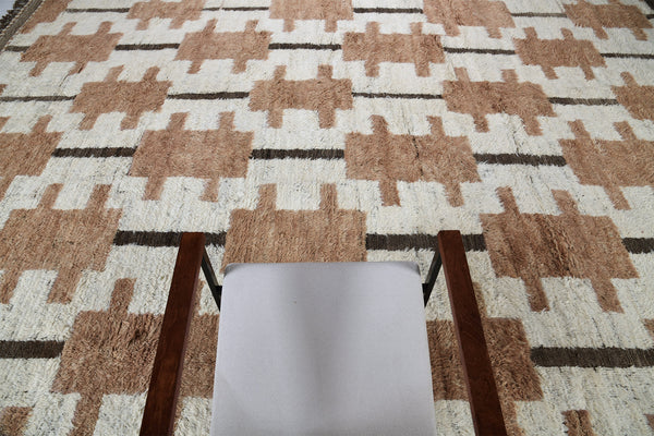 Umea, Kust Collection, Ivory Coral - detailed border and fringe