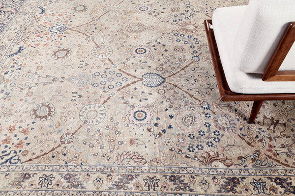 Antique Persian Doroksh - close-up of weave texture and pile [#2]