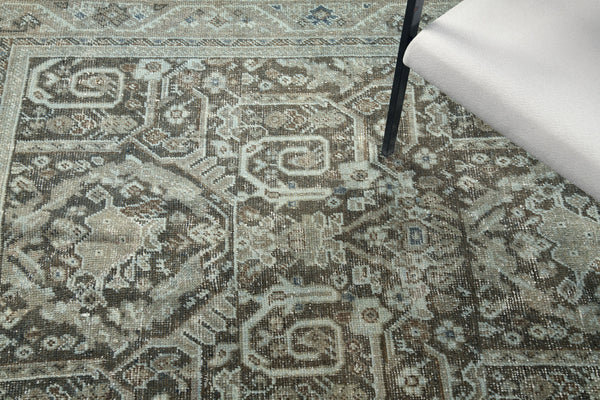 Antique Persian Sultanabad - overhead flat lay view [#6]