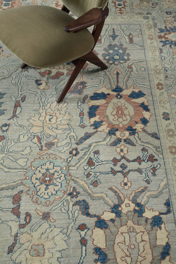Oushak, Sultanabad Collection - corner detail highlighting craftsmanship [#8]