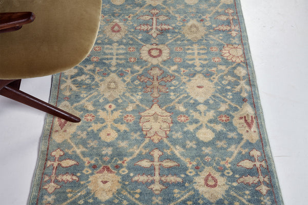 Oushak, Sultanabad Collection - overhead flat lay view [#13]