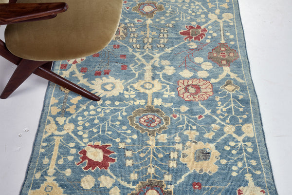 Oushak, Sultanabad Collection - overhead flat lay view [#14]