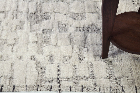 Anzade Runner, Atlas Collection