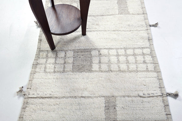 Katabatic Runner, Haute Bohemian, Ivory - narrow runner - detailed border and fringe [#2]