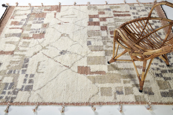 Teewa, Atlas Collection, Warm Multi - close-up of weave texture and pile