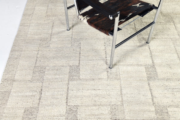 Souani, Nomad Collection, Ivory - detailed border and fringe
