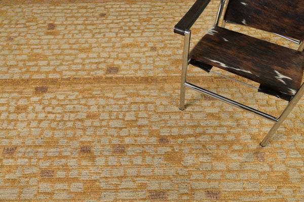 Alwib, Atlas Collection, Saffron - close-up of weave texture and pile
