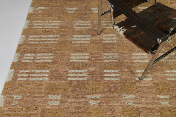 Fisilda, Nomad Collection, Warm Rose - detailed border and fringe