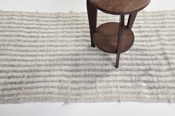 Fohn Runner Seasons, Haute Bohemian, Ivory - narrow runner - detailed border and fringe [#3]
