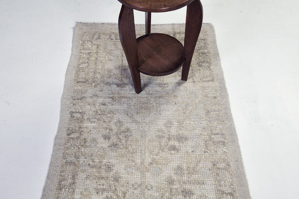 Minoo Runner, Domicile Collection - narrow runner - close-up of weave texture and pile [#2]