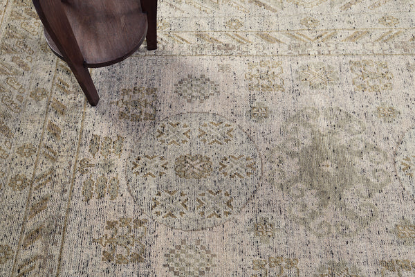 Niya, Domicile Collection - detailed border and fringe