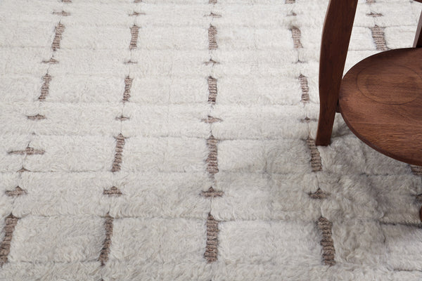 Ibis, Sandpiper Collection, Ivory Clay - styled in room setting [#1]
