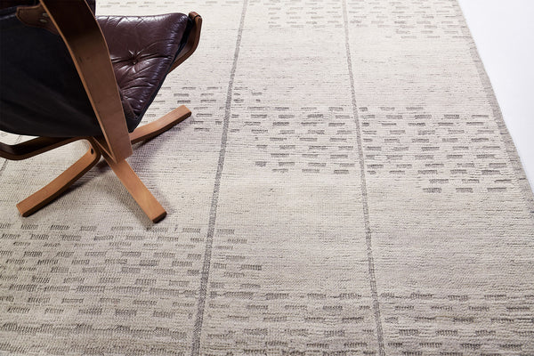 Aderfi, Nomad Collection, Ivory - detailed border and fringe