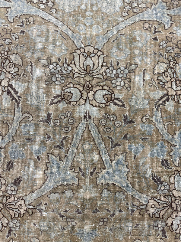 Antique Persian Tabriz - close-up of weave texture and pile [#13]