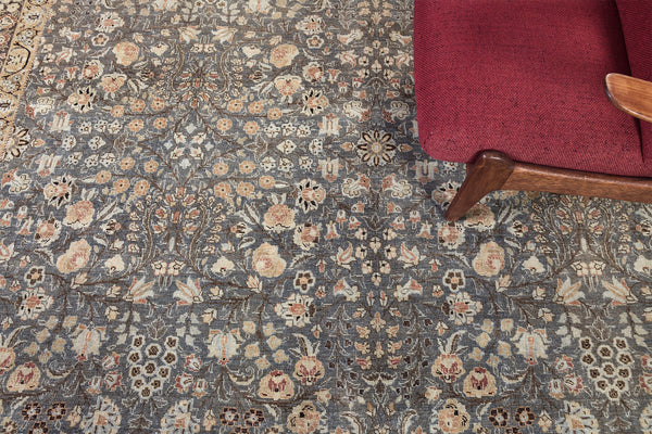 Antique Persian Tabriz - close-up of weave texture and pile [#14]