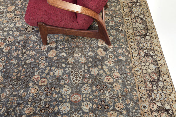 Antique Persian Tabriz - detailed border and fringe [#14]