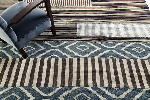 Vintage Persian Ghashghaei Kilim - flat-weave kilim - detailed border and fringe [#2]