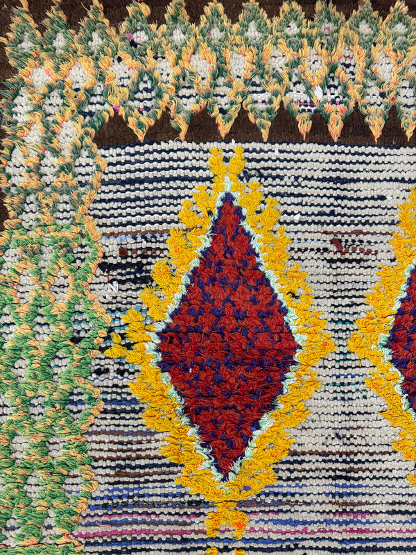 Vintage Moroccan Azilal - handwoven in Morocco - detailed border and fringe [#8]