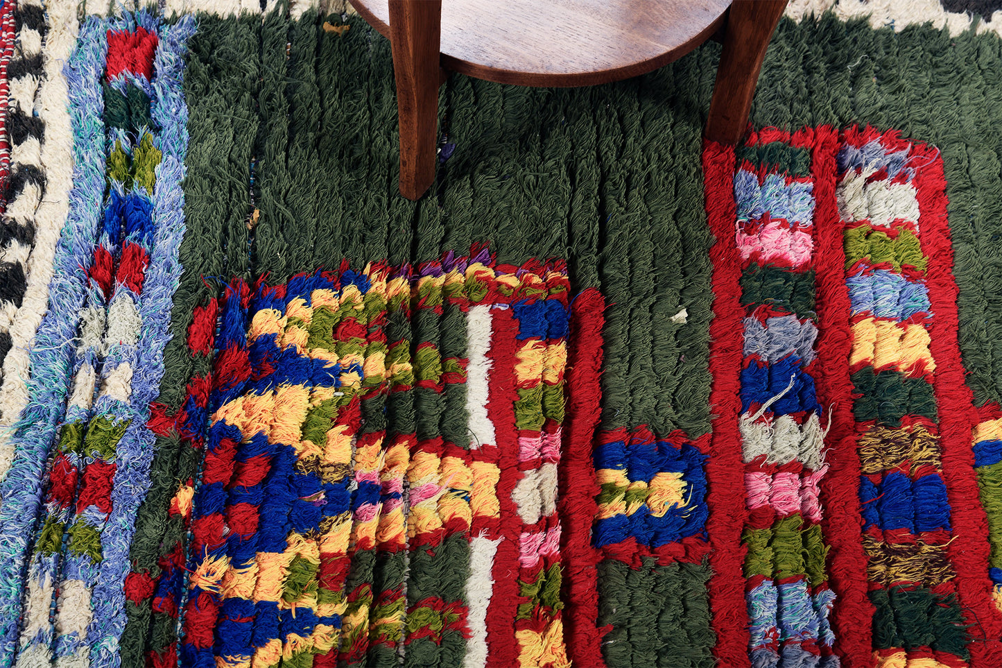 Vintage Moroccan Azilal - handwoven in Morocco - close-up of weave texture and pile [#9]