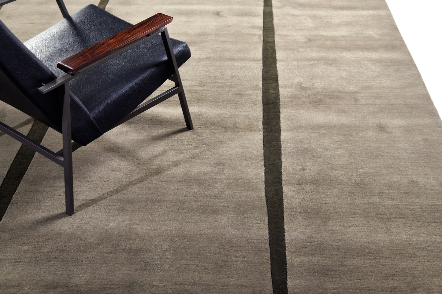 Hän.02 by Jenni Lauri