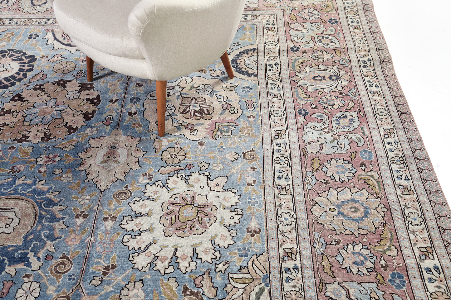 Antique Persian Tabriz - close-up of weave texture and pile [#22]