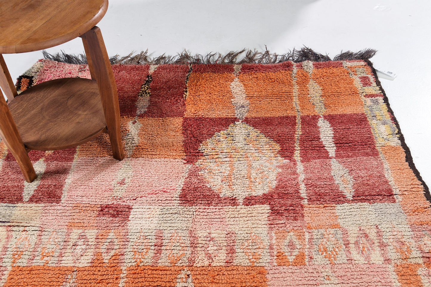 Vintage Moroccan Azilal - handwoven in Morocco - detailed border and fringe [#13]